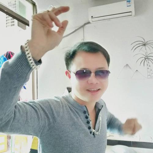 Một trong những 'cặp đôi' bạn thân đình đám của showbiz chính là Chi Pu và Gil Lê.