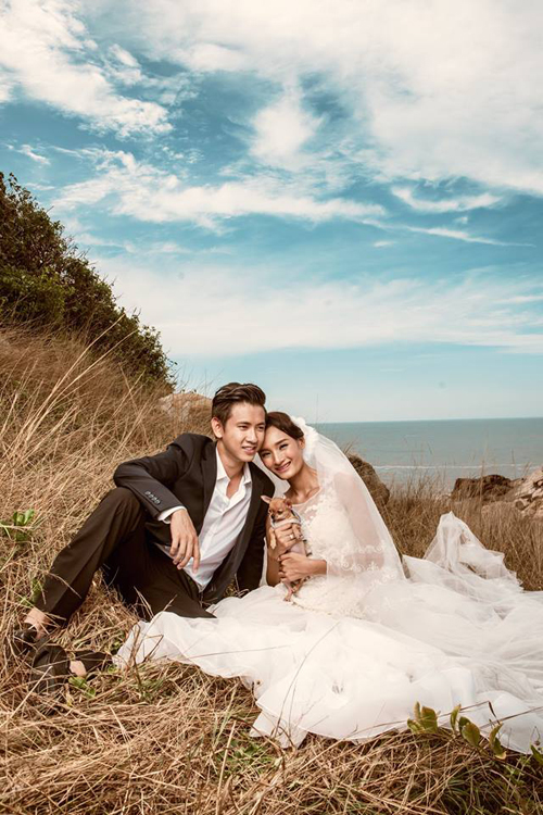 Hai vợ chồng vô cùng hạnh phúc.