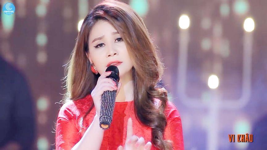 Cô cũng ghi dấu ấn với công việc MC truyền hình.