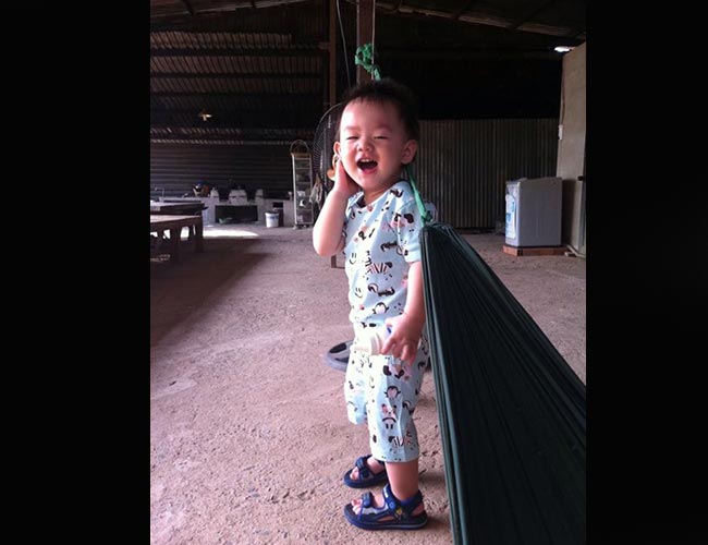 Nữ diễn viên hạnh phúc và tự hào về cậu con trai ngày càng kháu khỉnh, đáng yêu.
