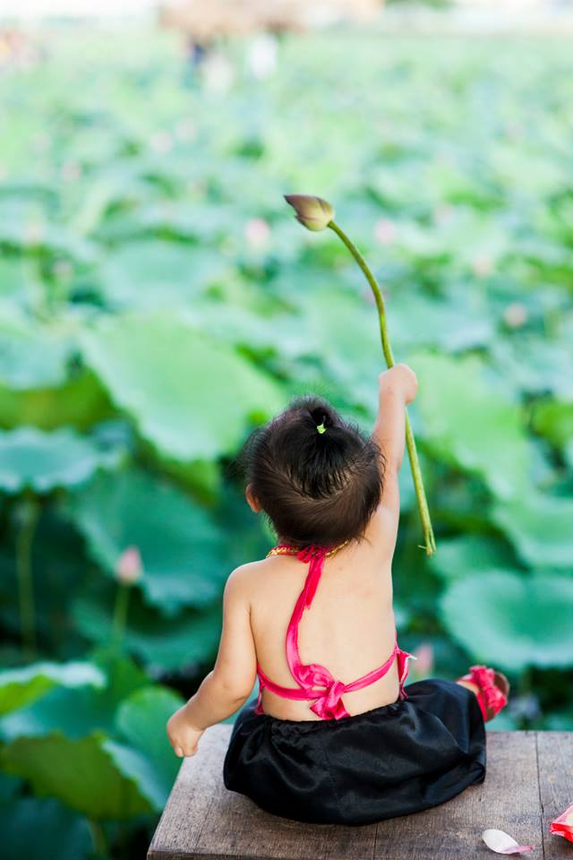 Cũng gợi cảm với lưng trần