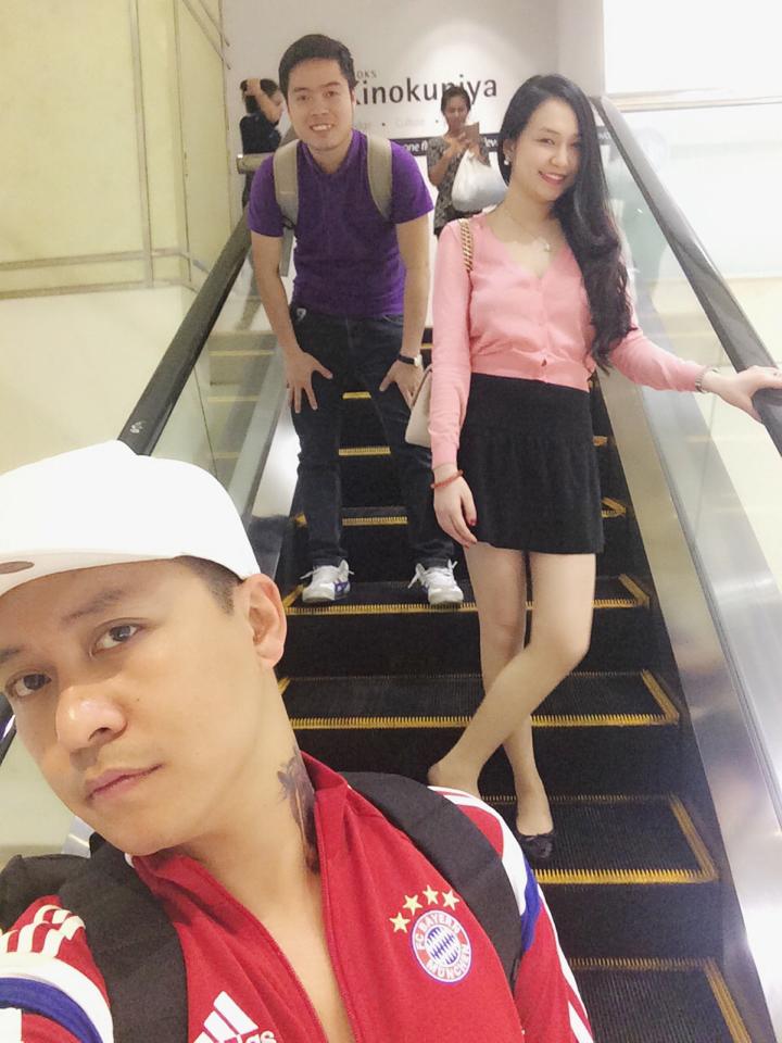 Tuấn Hưng đưa vợ đi du lịch.