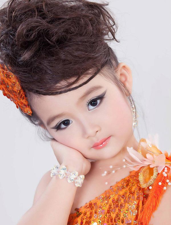 Bảo Ngọc có đôi mắt tuyệt đẹp.