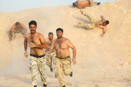 Các quan chức quân đội Iraq cho hay, sự gia tăng số lượng những người tình nguyện nhập ngũ là một tín hiệu tốt. Điều này giúp họ tới gần hơn cơ hội tái kiểm soát những khu vực mà IS đang chiếm.