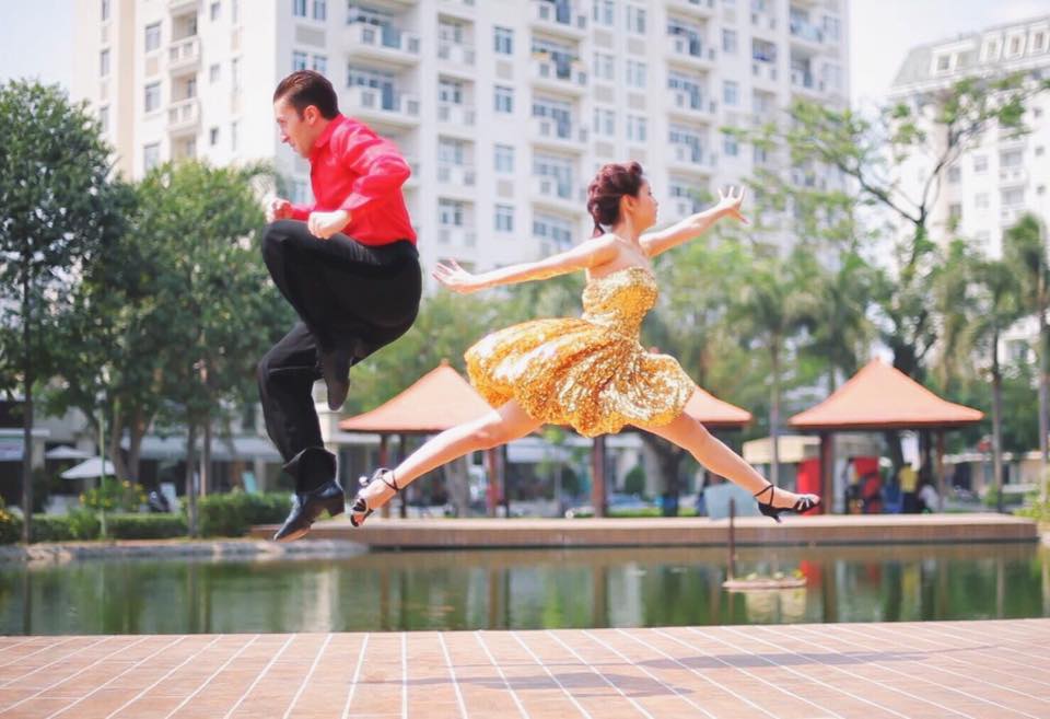 Chi Pu:'Tuần này sẽ cố gắng nhiều hơn! Quyết tâm đem đến cho khán giả một màn biểu diễn chất lượng Biểu tượng cảm xúc smileBước nhảy hoàn vũ liveshow 5'.