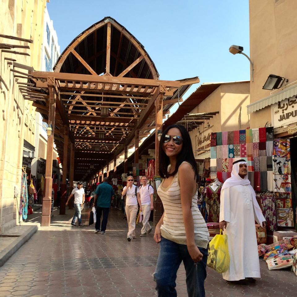 Đoan Trang gợi ở Dubai