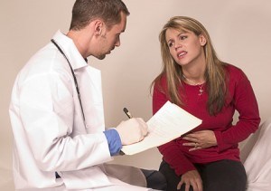 Có máu trong nước tiểu - Tương tự, nếu trong nước tiểu có máu, bạn có khả năng mắc bệnh ung thư bàng quang hoặc thận. Tuy nhiên, đây cũng là dấu hiệu của việc nhiễm trùng đường tiết niệu.