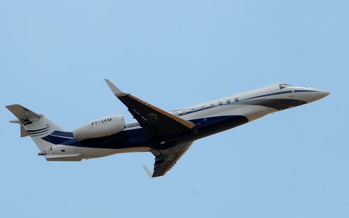 Chiếc Embraer Legacy 600 mới này là một loại máy bay phản lực thương gia bắt nguồn từ dòng máy bay phản lực thương mại Embraer ERJ 145.