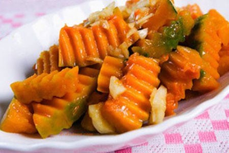 Tốt cho thận - nước ép bí ngô là loại đồ uống đã được chứng minh là mang lại nhiều lợi ích cho các bệnh nhân bị các bệnh liên quan đến thận.