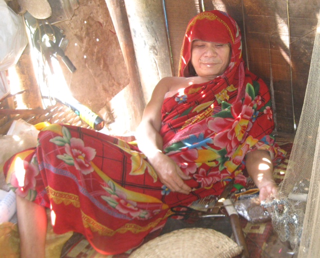 Những “dị nhân” hàng chục năm không tắm, không mặc quần áo