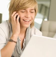 Làm việc ngay - bạn cần dành một khoảng thời gian để các cơ giãn ra sau giấc ngủ, tránh bị co cơ hay chuột rút không có lợi cho sức khỏe.