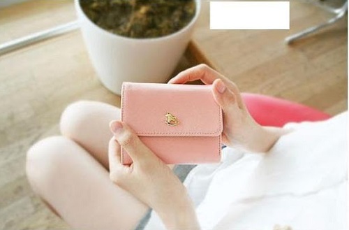 Hướng dẫn cách chọn ví hợp phong thủy để luôn giàu có