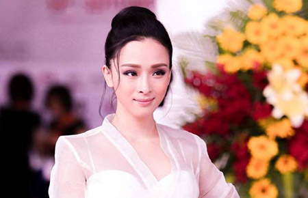 Hoa hậu Phương Nga lừa tiền đại gia: Thêm người đẹp bị bắt