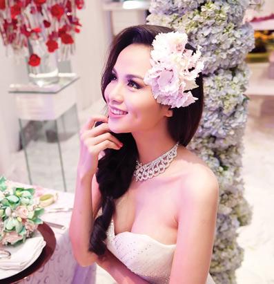 Cô là một trong những Hoa Hậu gặp khá nhiều trắc trở...