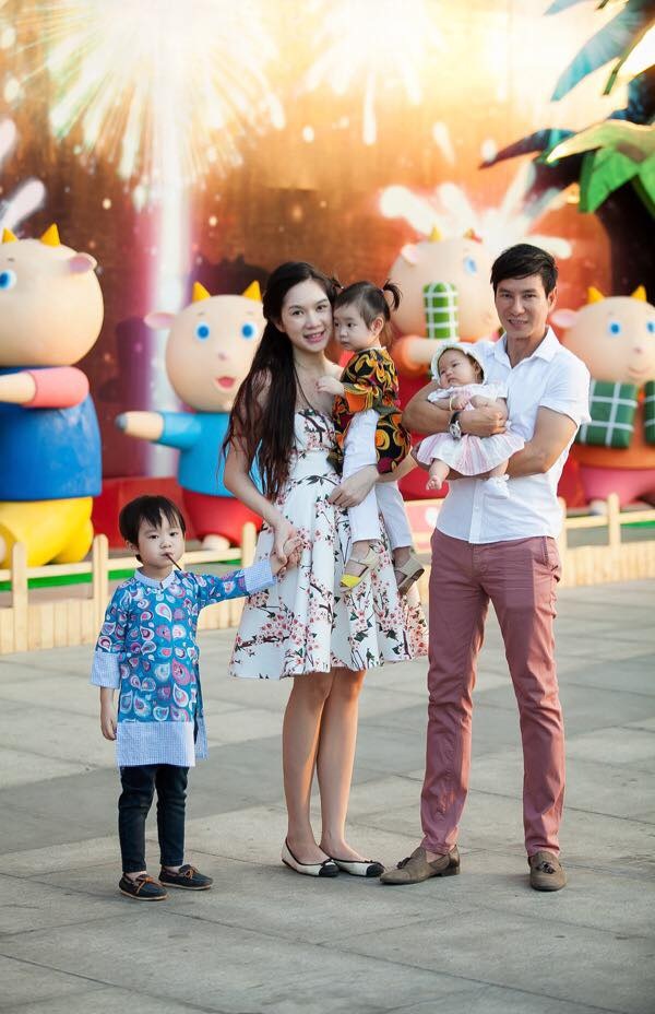 Nhiều người tỏ ra ngưỡng mộ trước nhan sắc và vóc dáng không đổi của Minh Hà sau thời gian mang thai và sinh con. Có người còn cho rằng, nhan sắc của người đẹp không khác gì các thiếu nữ 18.