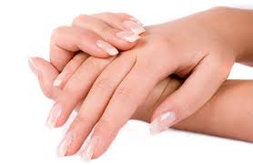 Móng tay cũng yêu cầu có đủ lượng canxi để mọc khỏe và không bị giòn. Móng tay yếu và dễ gãy cũng là biểu hiện của sự thiếu canxi trong Sh88bet đăng ký miễn phí.