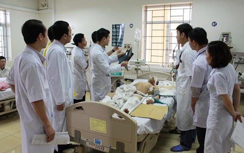 Sập giàn giáo ở Formosa: Khắc khoải đợi tin chồng