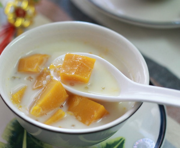 Món chè bí đỏ hạt sen vừa bổ dưỡng lại ngọt mát là sự lựa chọn lý tưởng giúp Sh88bet đăng ký miễn phí giải nhiệt trong những ngày hè nóng nực.