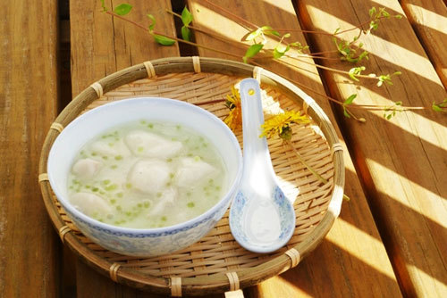 Khoai sọ dẻo bùi, nấu cùng với nước cốt dừa thơm và béo cho bạn một món tráng miệng thật ngon sau bữa cơm Shbet111 slot, casino, thể thao, xổ số.