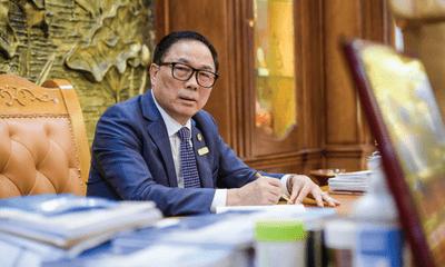 Đến Thúy Nga thì Siu Black cũng không chịu buông tha.