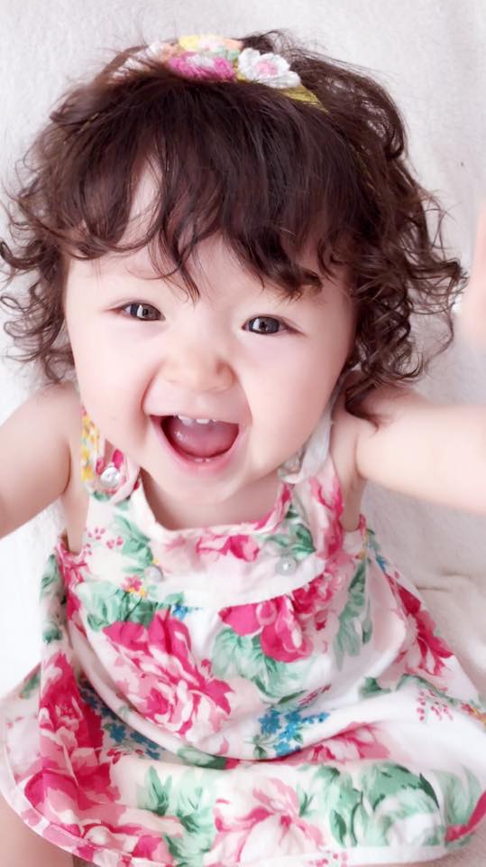 Sáng 13/10/2014, thông tin hot girl Elly Trần xác nhận có con với bạn trai Tây khiến người hâm mộ không khỏi bất ngờ.