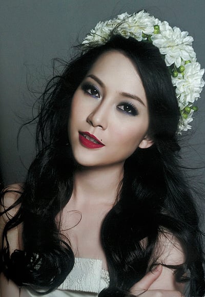 Cô sở hữu nước da trắng ngần cũng gương mặt trái xoan khiến nhiều người ngưỡng mộ.