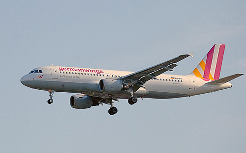 Máy bay Germanwings hạ cánh khẩn vì hành khách “quá sợ hãi”