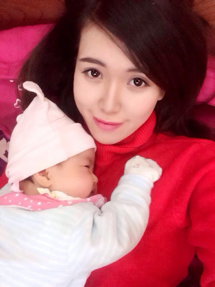 Con gái Mai Thỏ có tên Thảo Nhi (nick name Suri), tên ở nhà là Thỏ Con.