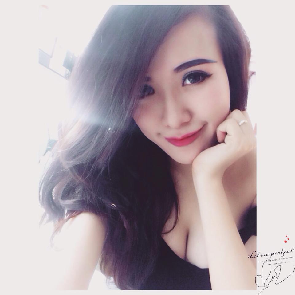 Mới sinh con được ba tháng nhưng Mai Thỏ đã nhanh chóng lấy lại vóc dáng và nhan sắc ngày càng mặn mà.