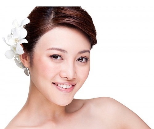 4 lưu ý để không bị mọc mụn trong mùa hè