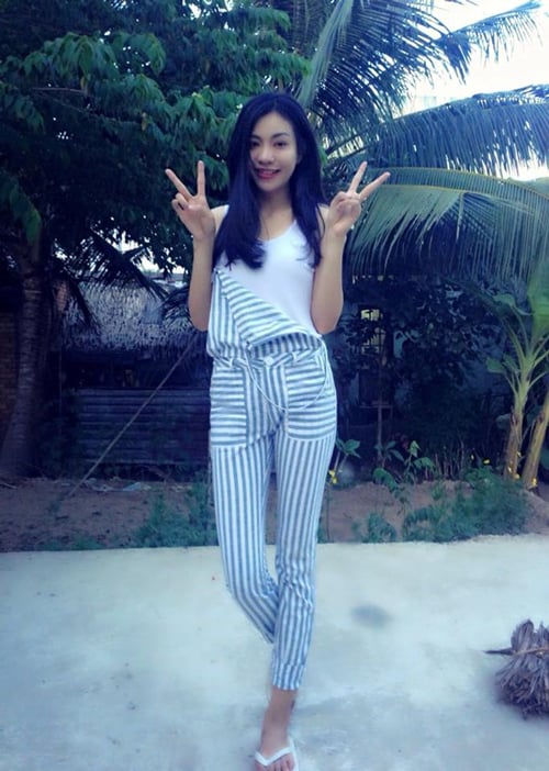 Hình ảnh Hải Yến khoe nét xinh tươi nhí nhảnh trước khi có tin báo mất tích và bị bắt vì thực hiện bán dâm nghìn đô.