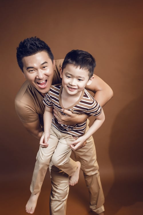 Ngay từ bé, Duy Anh đã được mẹ của mình là Thân Thúy Hà chăm chút về hình ảnh và Shbet999 com đăng nhập với phong cách riêng.