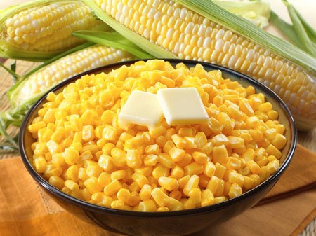 Giảm cholesterol - nếu bạn gặp vấn đề mức cholesterol cao thì hãy tiêu thụ ngô ngọt để cải thiện tình trạng này.