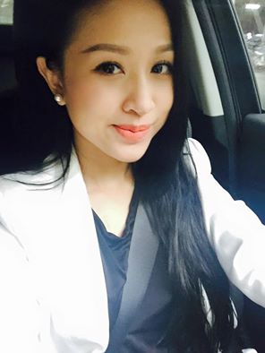 MC Thanh Vân Hugo trẻ trung SHBET 1000 World Cup đến sân khấu làm 'Ban bánh khảo Lets Sing 2015'