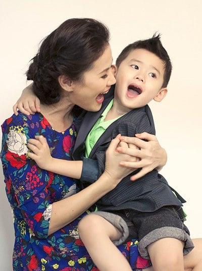 Sau 2 năm kết hôn, Thân Thúy Hà trở thành bà mẹ đơn thân 'bất đắc dĩ' khi cuộc hôn nhân của cô tan vỡ. Hiện tại, Duy Anh - cậu con trai của Thân Thúy Hà đã được 5 tuổi.