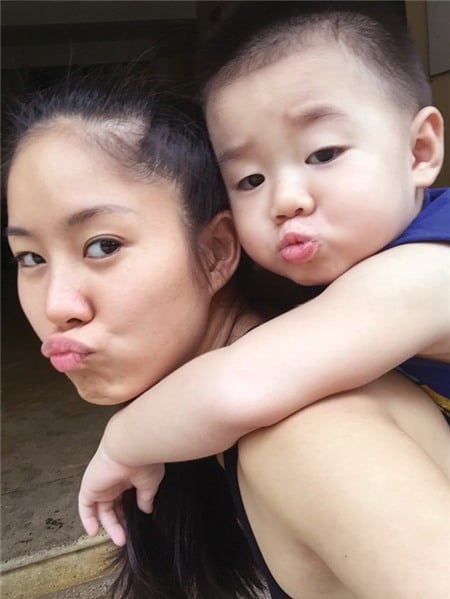 Tháng 6/2014 Lê Phương bất ngờ đưa đơn ly hôn với Quách Ngọc Ngoan sau đó cô gần như biến mất khỏi làng giải trí.