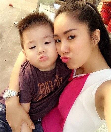 Hiện tại bé Cà Pháo đã về Trà Vinh sống cùng ông bà ngoại để Lê Phương có thể tập trung vào những dự án phim.