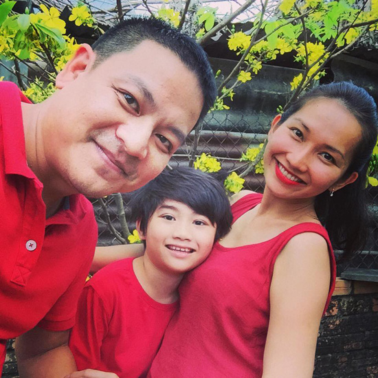 Là bà mẹ đơn thân sau khi chia tay DJ Hoàng Phong, Kim Hiền trải qua nhiều năm tháng sống trong sự thất vọng, hụt hẫng.