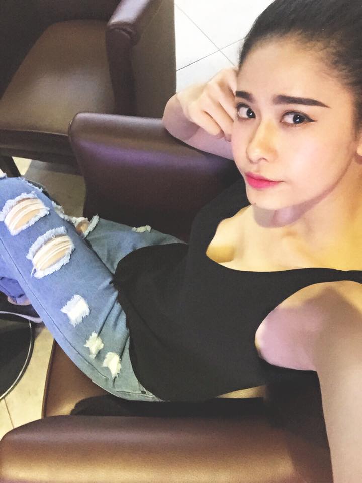 Trương Quỳnh Anh nóng bỏng.