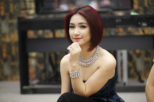 Hiện tại nhiều fans vẫn đặt dấu hỏi về chuyện tình giữa cô và Công Phượng.