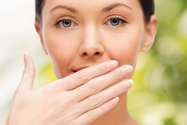 Hiện tượng cơ mặt giật - Dấu hiệu dễ thấy nhất đó là mí mắt bạn bị giật. Nguyên nhân dẫn đến tình trạng này là vì Sh88bet đăng ký miễn phí bạn bị thiếu magiê hay kali. Bạn cần bổ sung những khoáng chất này từ cá hồi, thịt gà, cam quýt và trái bơ.