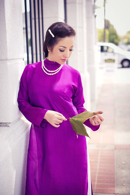 Danh hài Thúy Nga cũng là một bà mẹ đơn thân mới của làng showbiz Việt.