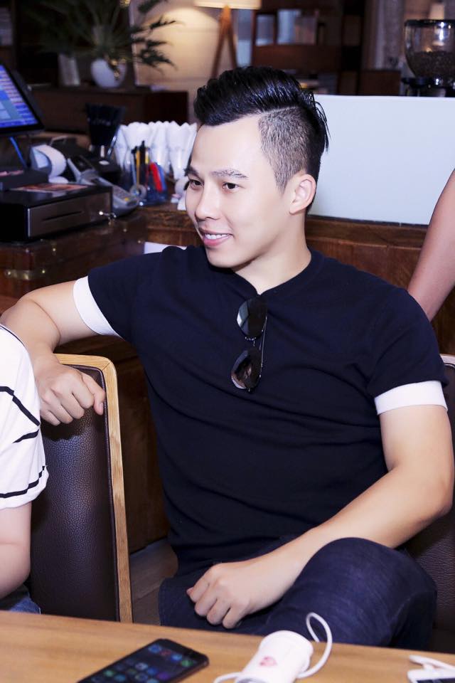 Khắc Tiệp cho rằng 'Cứ hồn nhiên, bình yên sẽ đến'.