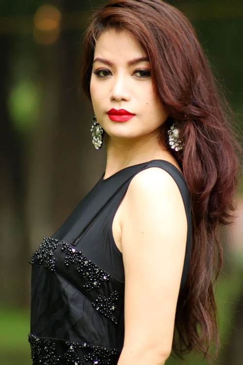 Trương Ngọc Ánh ngày càng đẹp mặn mà.