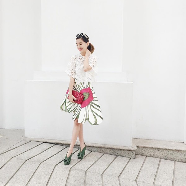 Bích Phương Idol ngày càng chăm chút cho street style của mình.