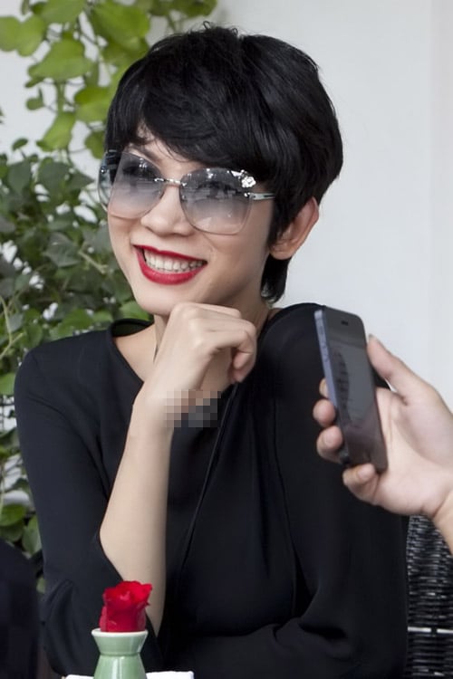 Siêu mẫu Xuân Lan cũng có nụ cười rất đẹp.