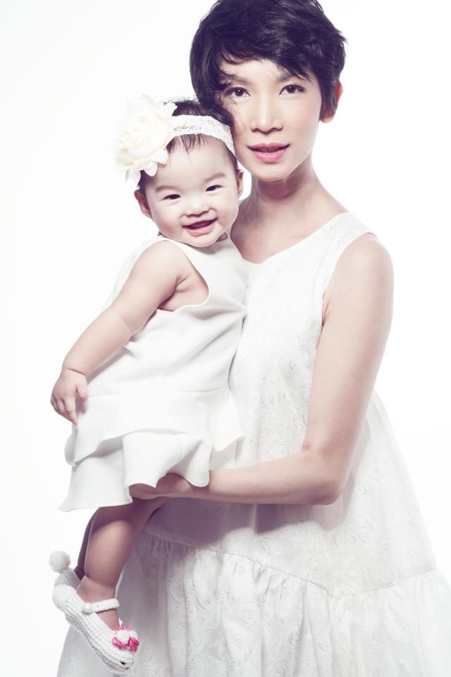 Xuân Lan khẳng định con gái có nhiều nét giống mình nhưng cô bé vẫn xinh hơn cả mẹ.