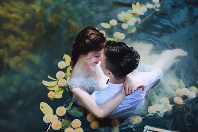 Được biết cặp đôi hiện sinh sống và làm việc tại Hà Nội.