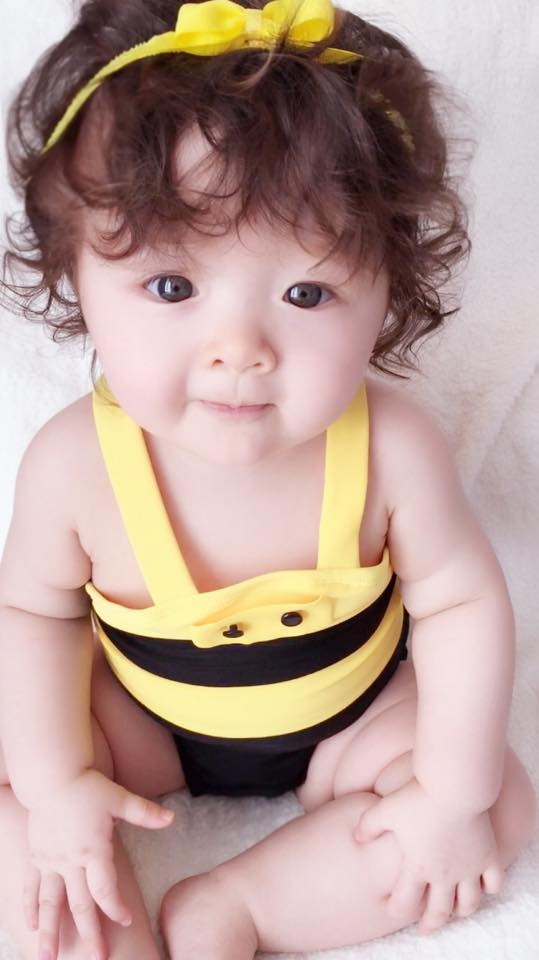 Nhiều người sau khi xem những bức ảnh dễ thương của con gái Elly đã dành cho bé Cadie những lời khen ngợi, yêu mến.