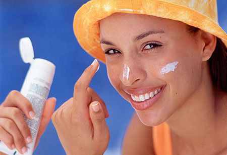 7 câu hỏi thường gặp về kem chống nắng